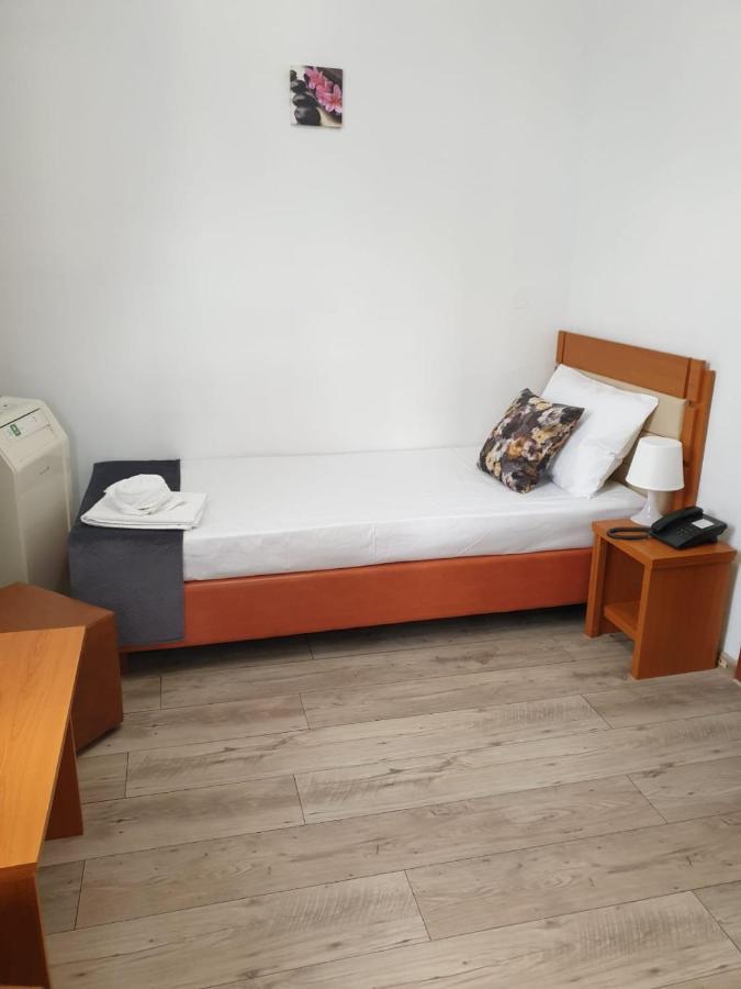Hotel Sir Lujerului Bucureşti Exterior foto